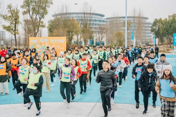 扬子江药业集团 “春季领跑 益起健康” —健康普及公益宣传活动圆满举办！